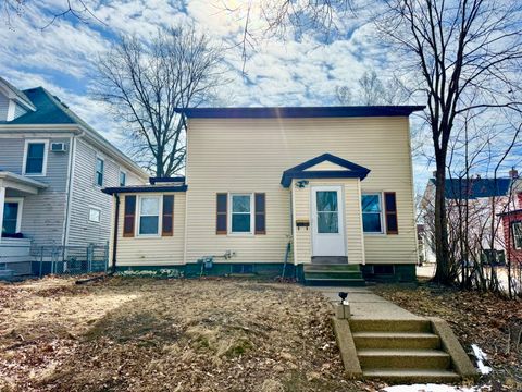 711 E Bloomington Street Iowa City IA 52245