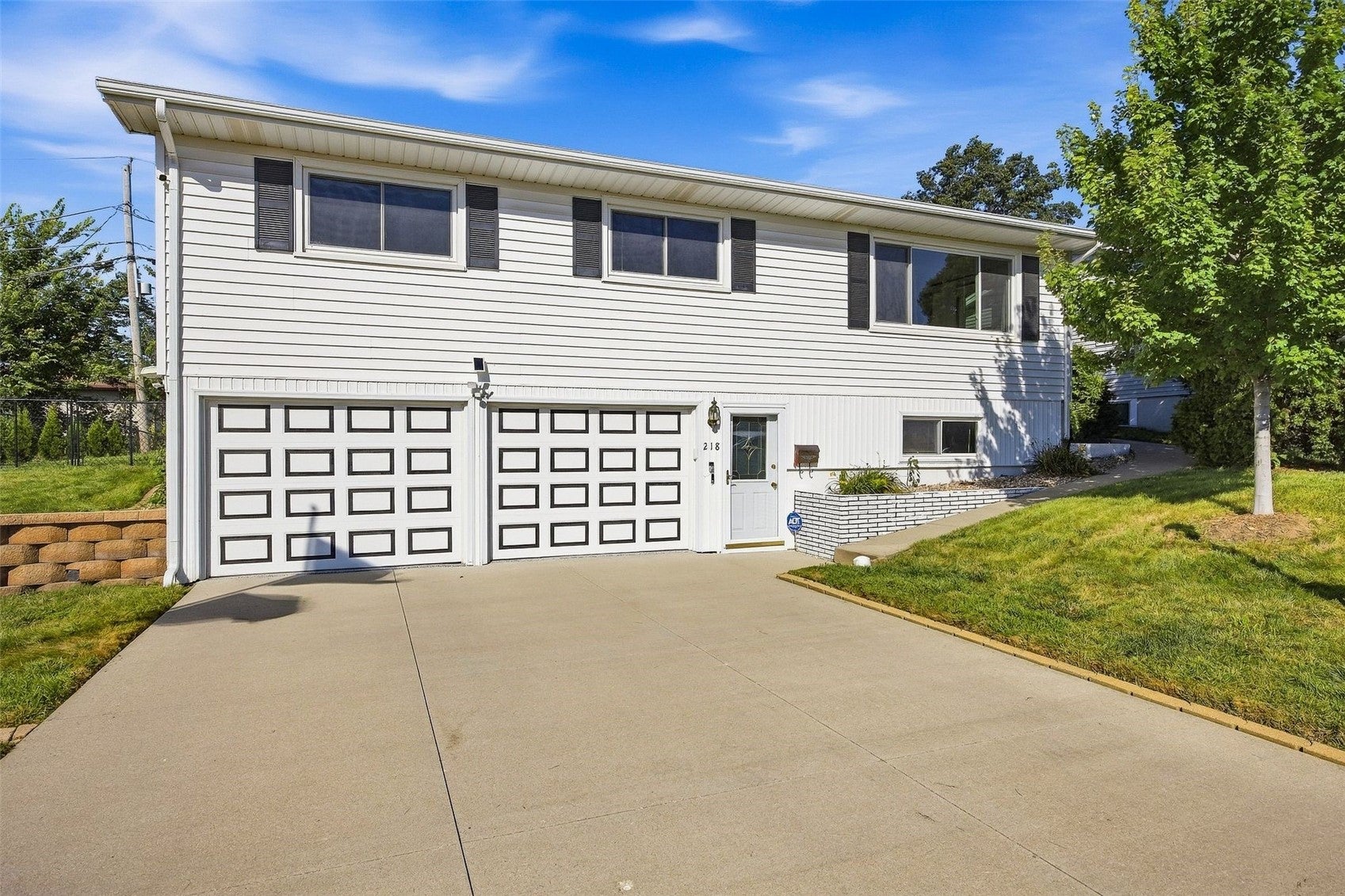218 La Salle Drive SW