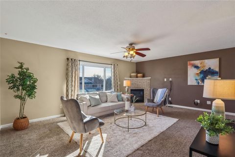 430 Lilac St Tiffin IA 52340