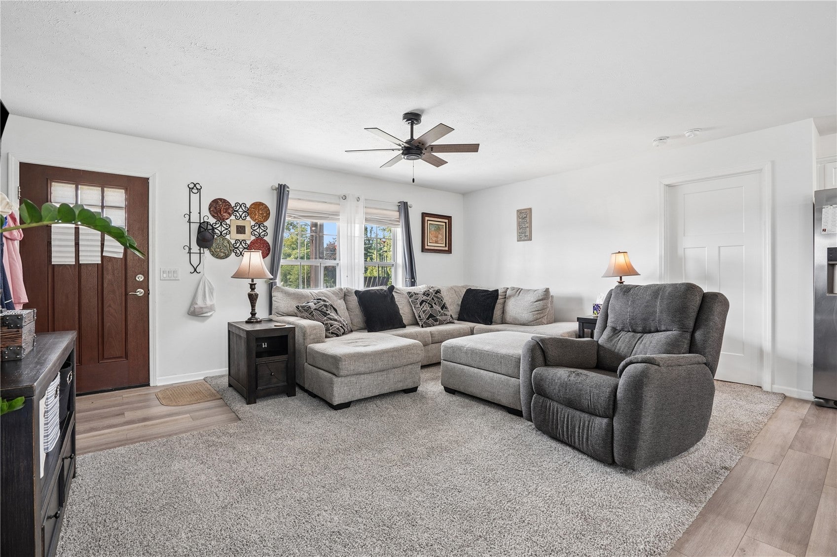 400 Summer Street SE