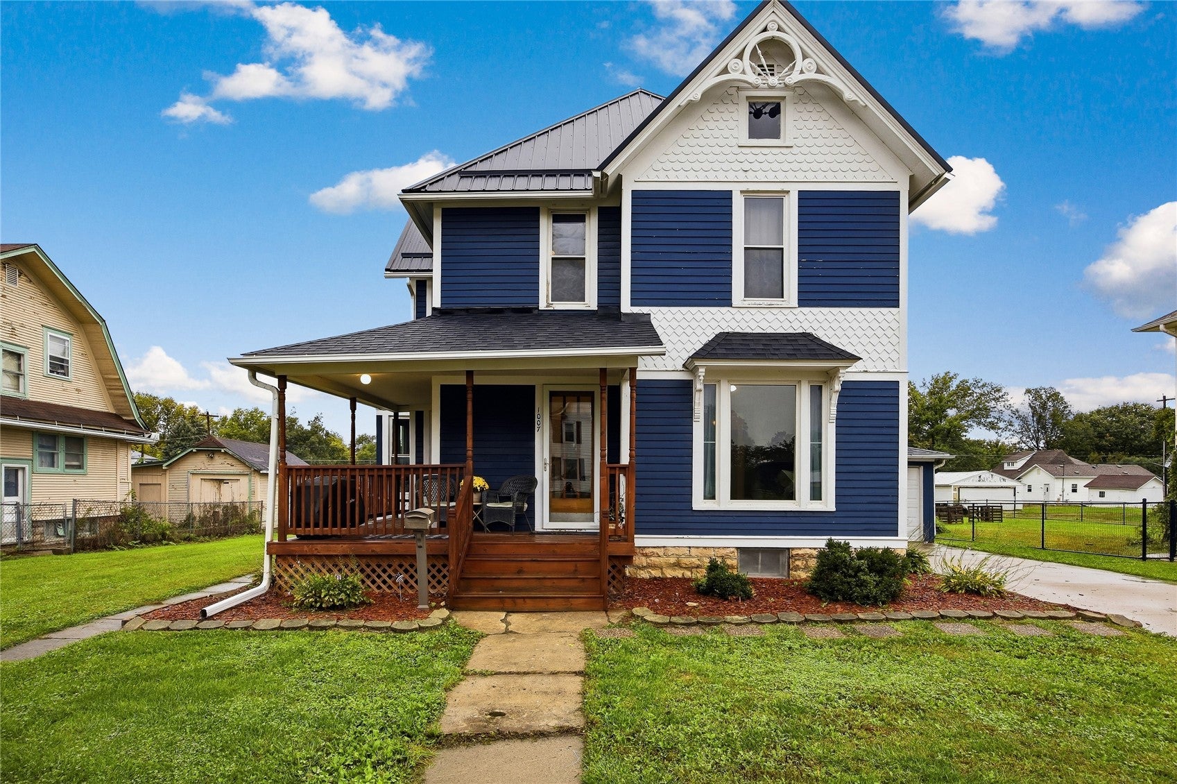 1007 Cedar Street