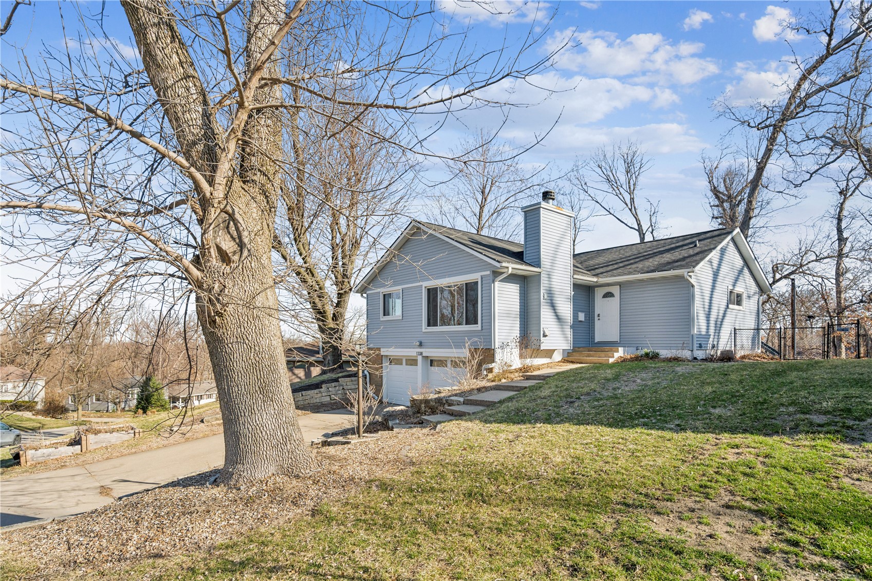 1338 Parkwood Drive SE