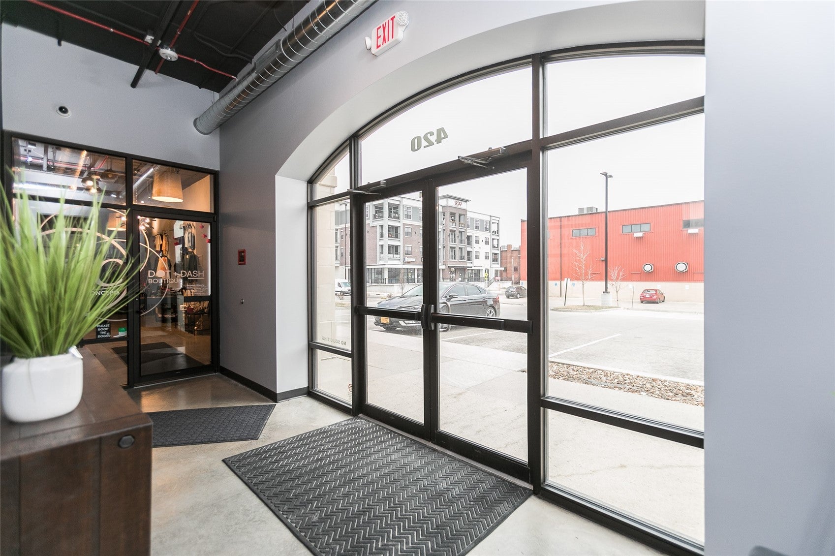 420 12th Avenue SE Floor 1