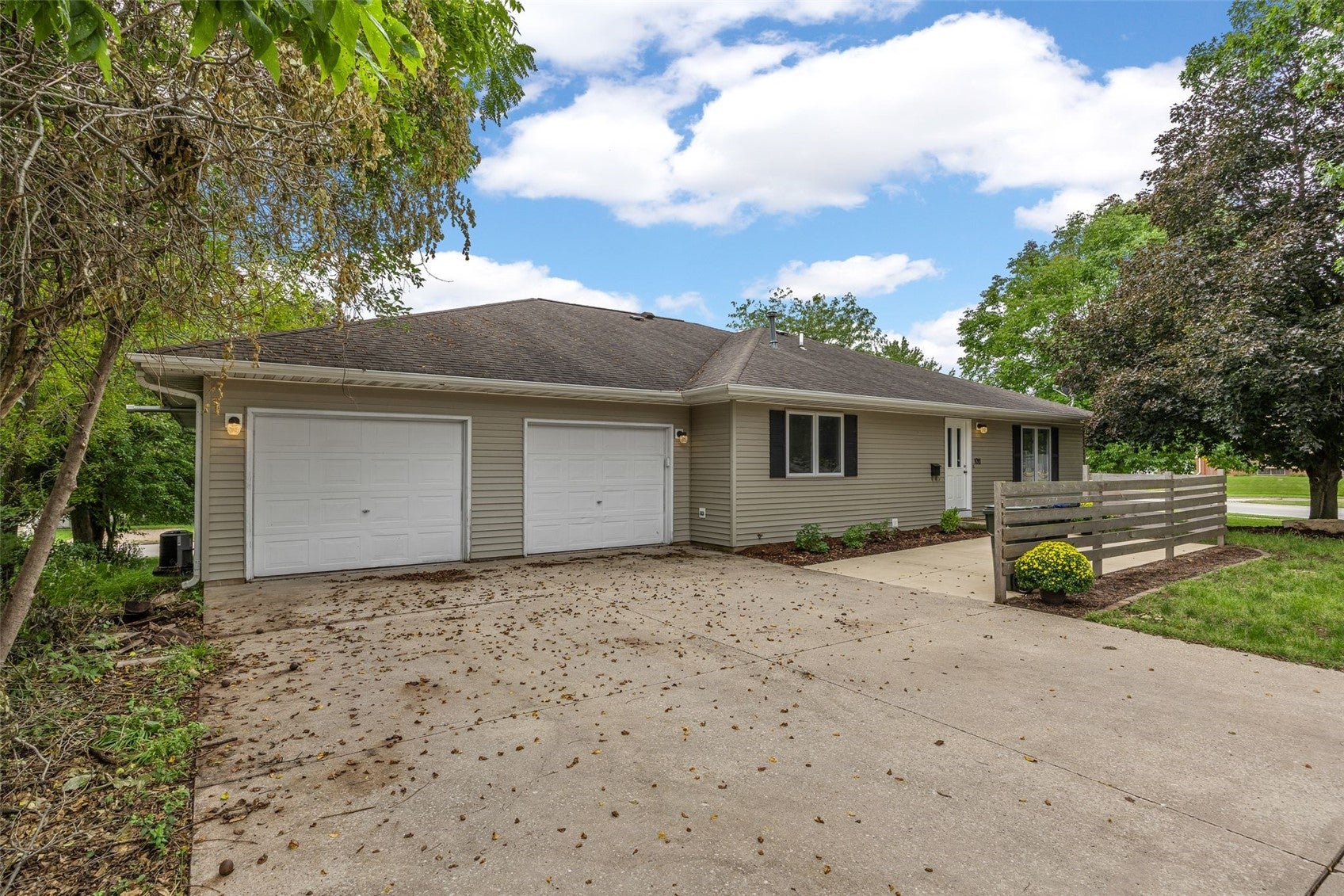 1011 Rochester Avenue