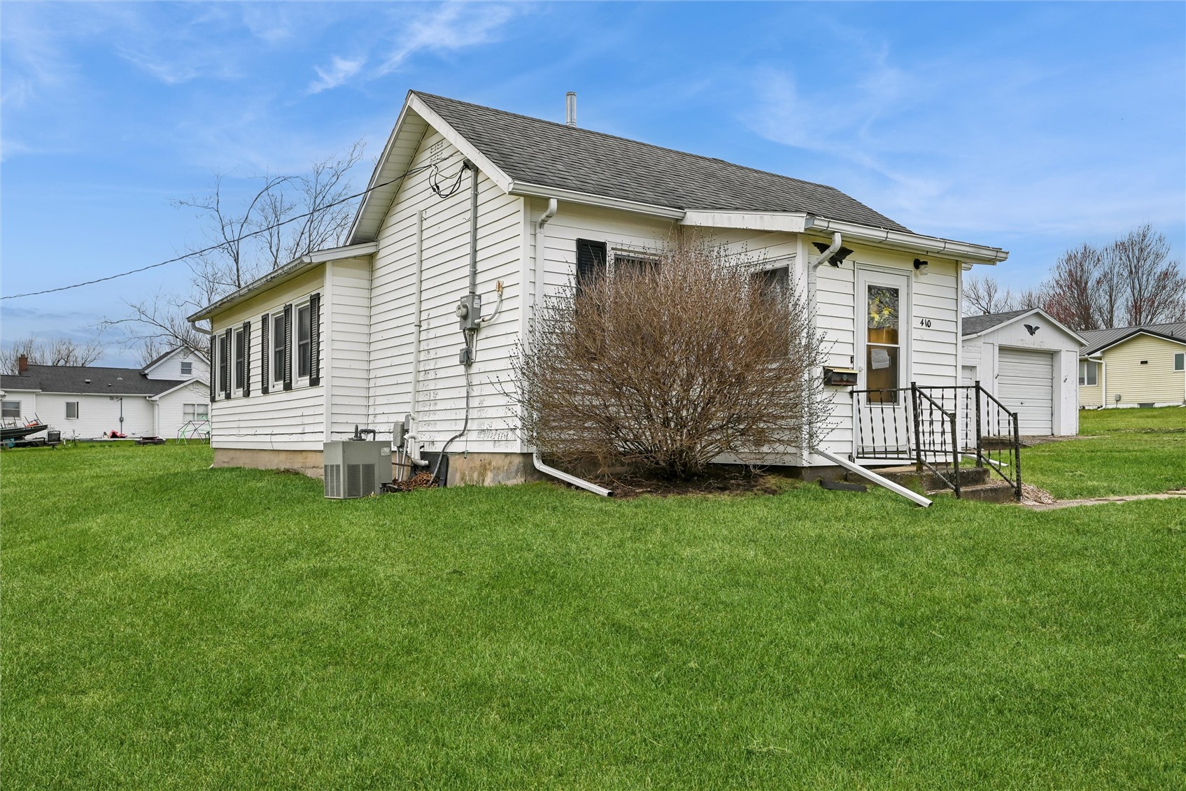 410 Cottage Street NW
