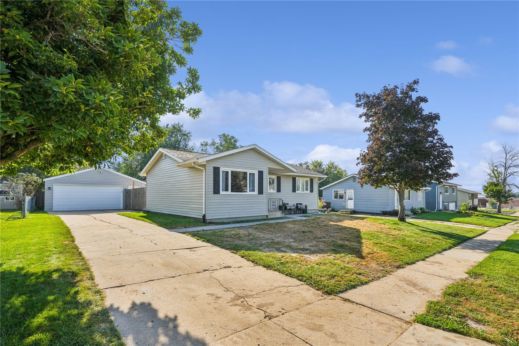 2985 4th Street