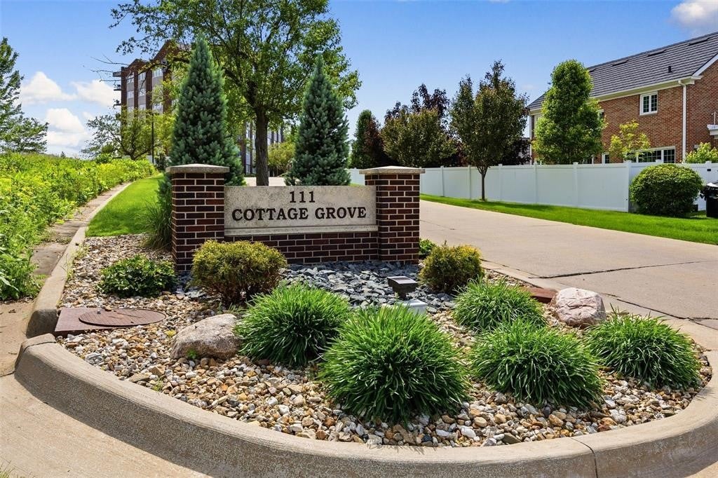 111 Cottage Grove Avenue SE 303