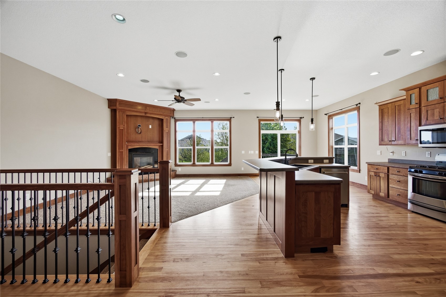 3482 Penny Lane