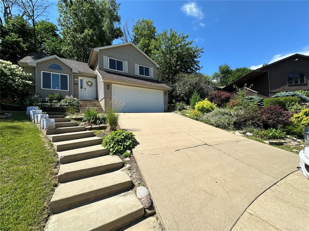3200 Timber Valley Court NE