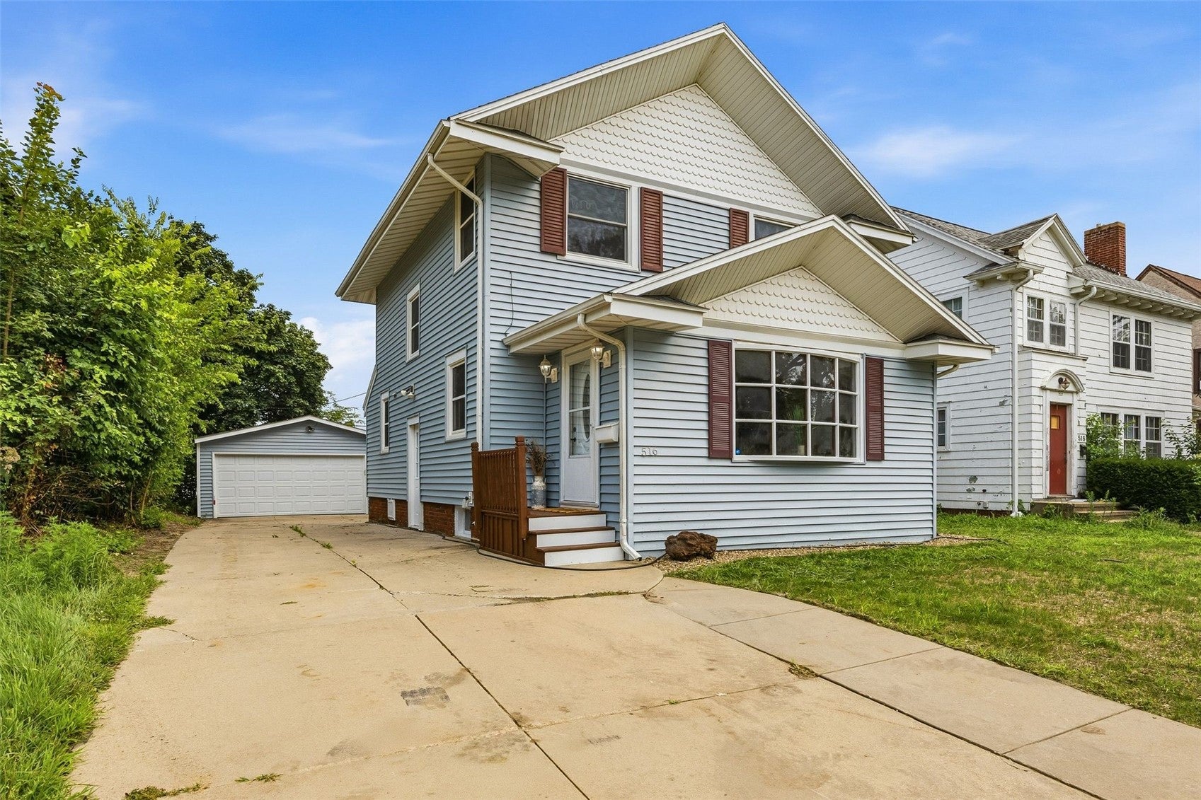 516 Forest Drive SE
