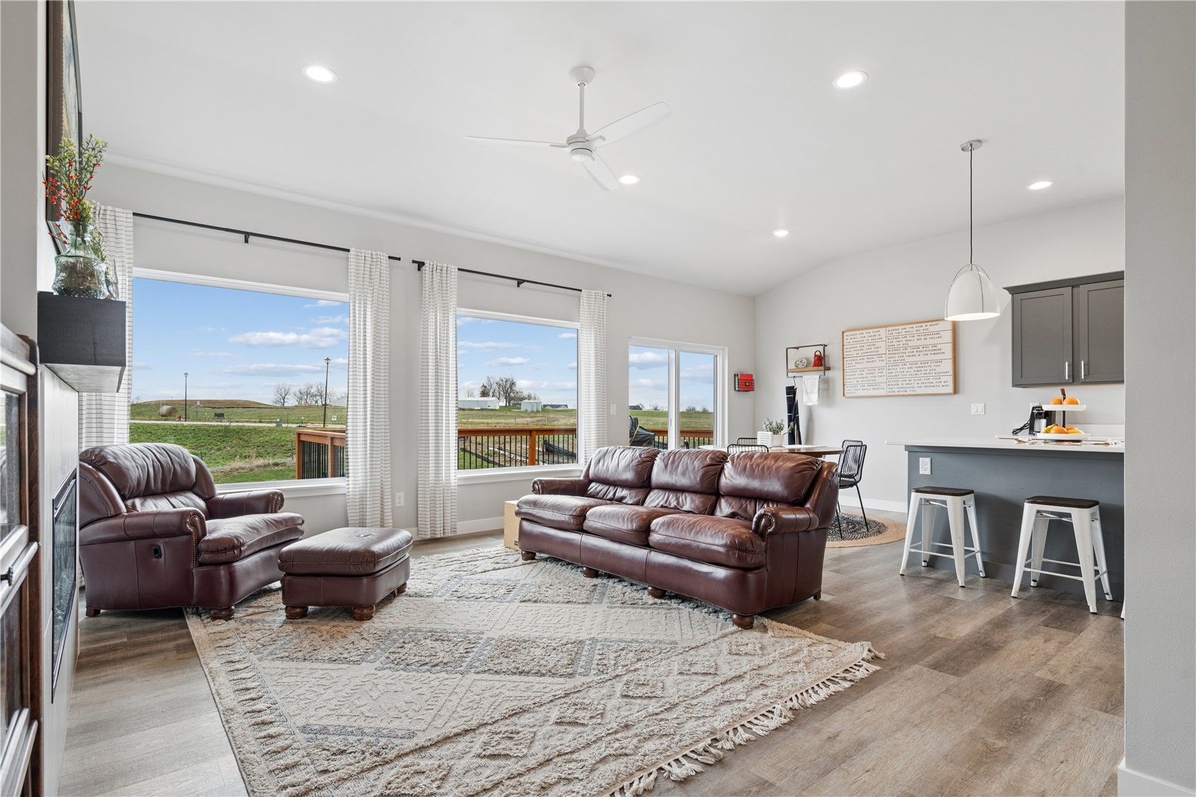 1018 High Ridge Trail