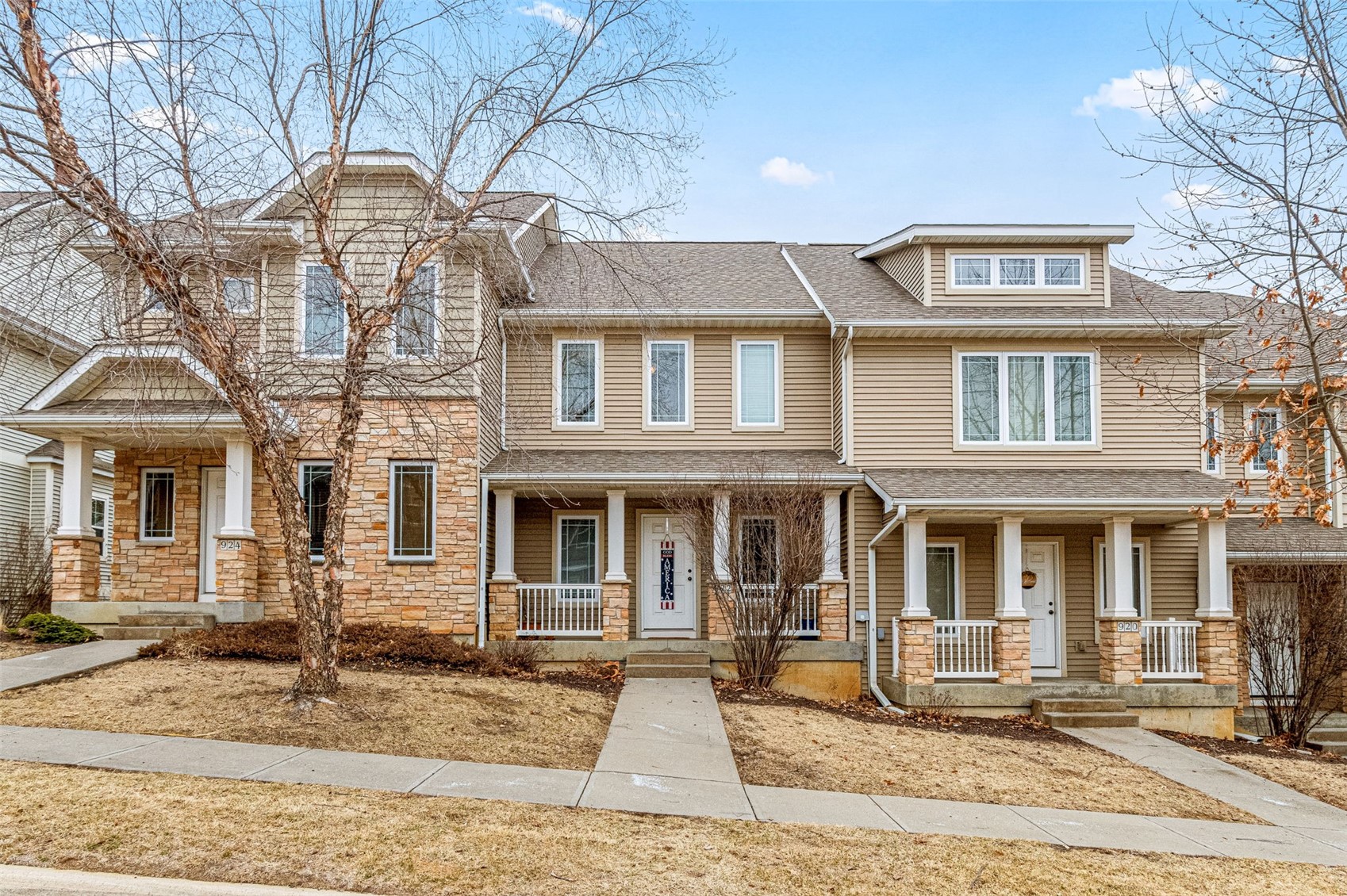Photo 1 of 27 — 922 Ryan Court, Iowa City, IA 52246