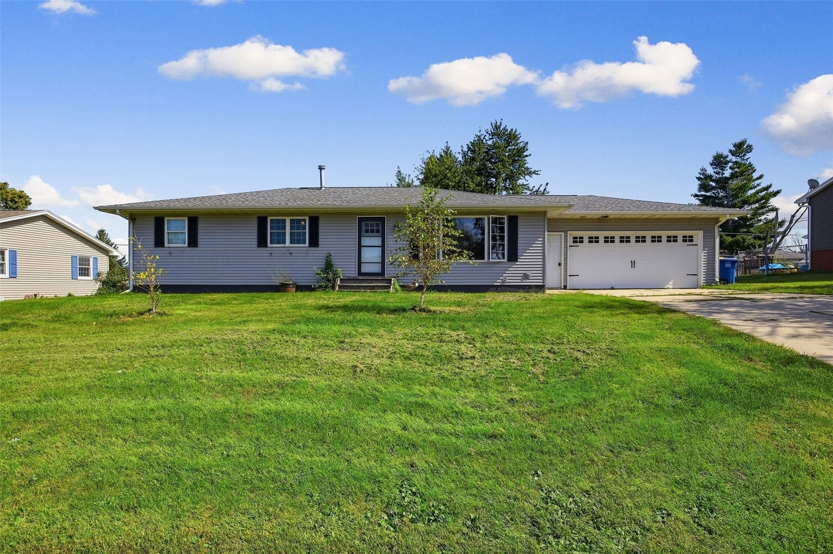 404 A Avenue
