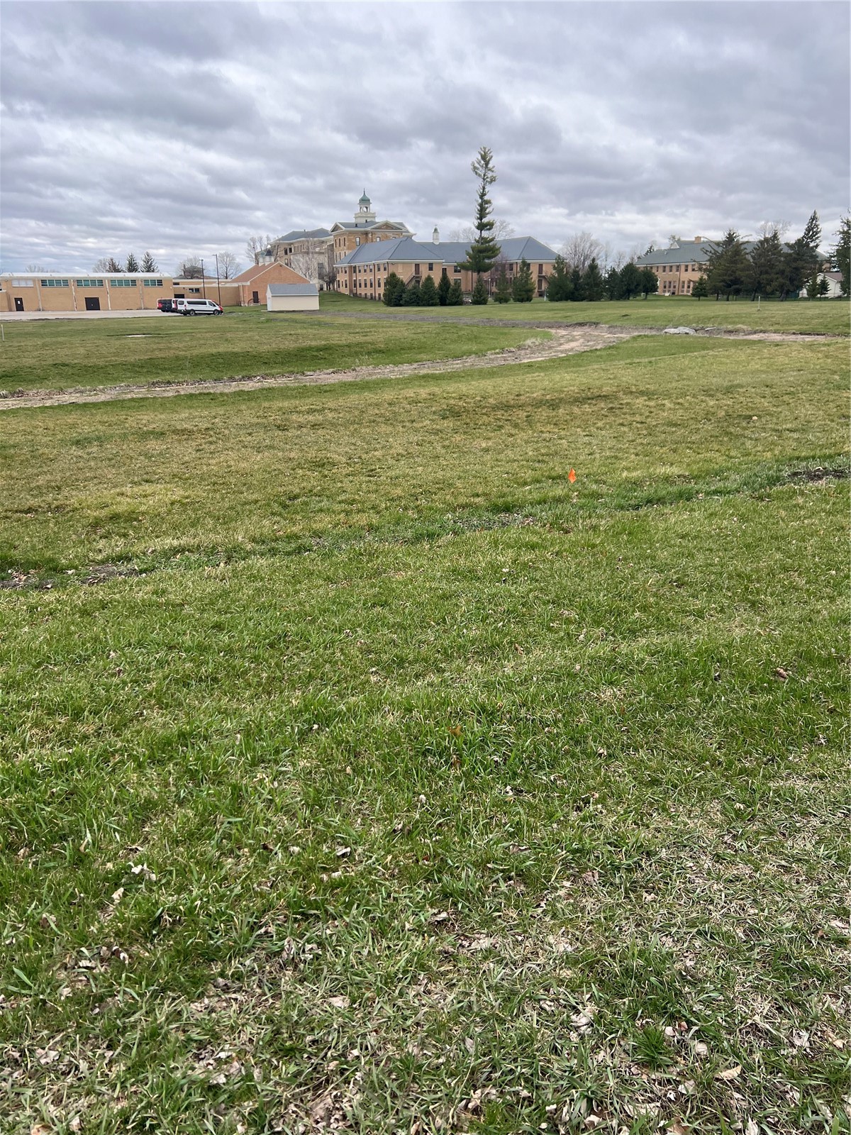 Photo 1 of 2 — 1001 W 13th Street, Vinton, IA 52349
