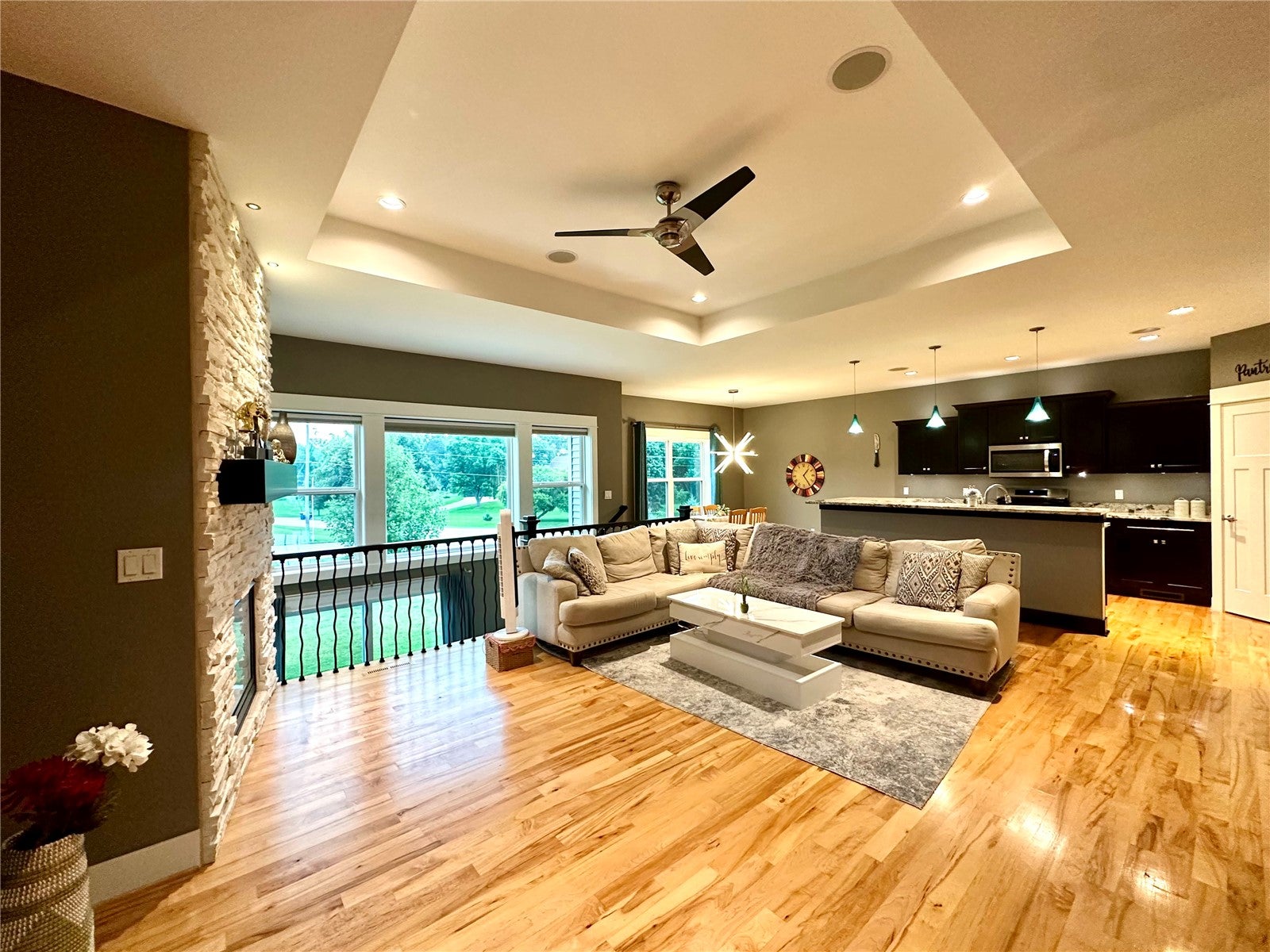 816 Palmyra Drive NE