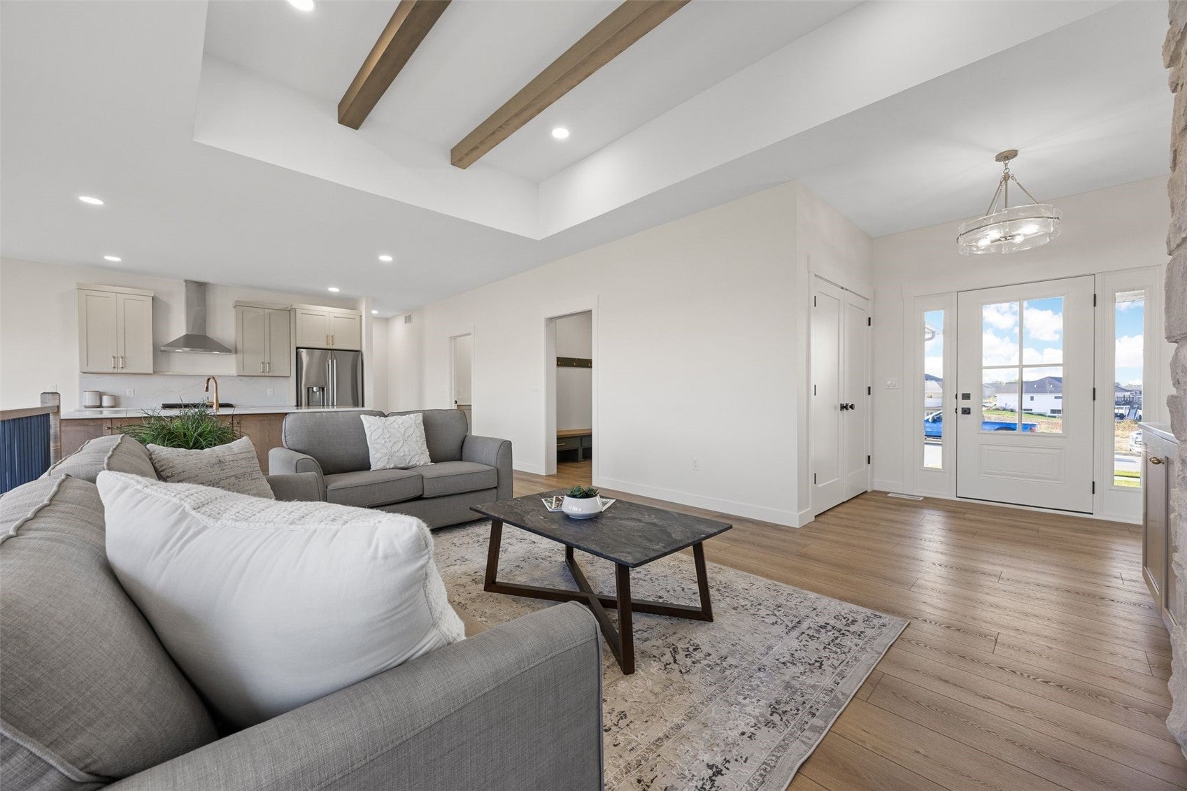 1525 3rd Street SW