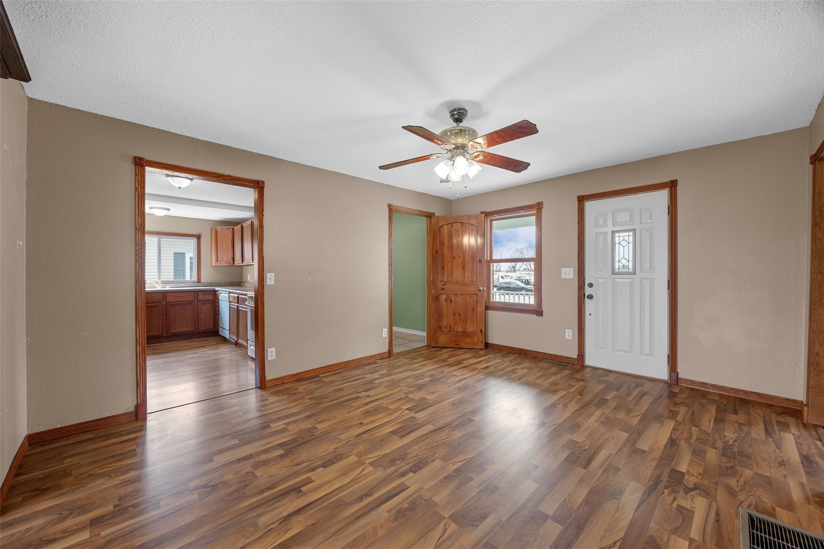 1000 Stinocher Street