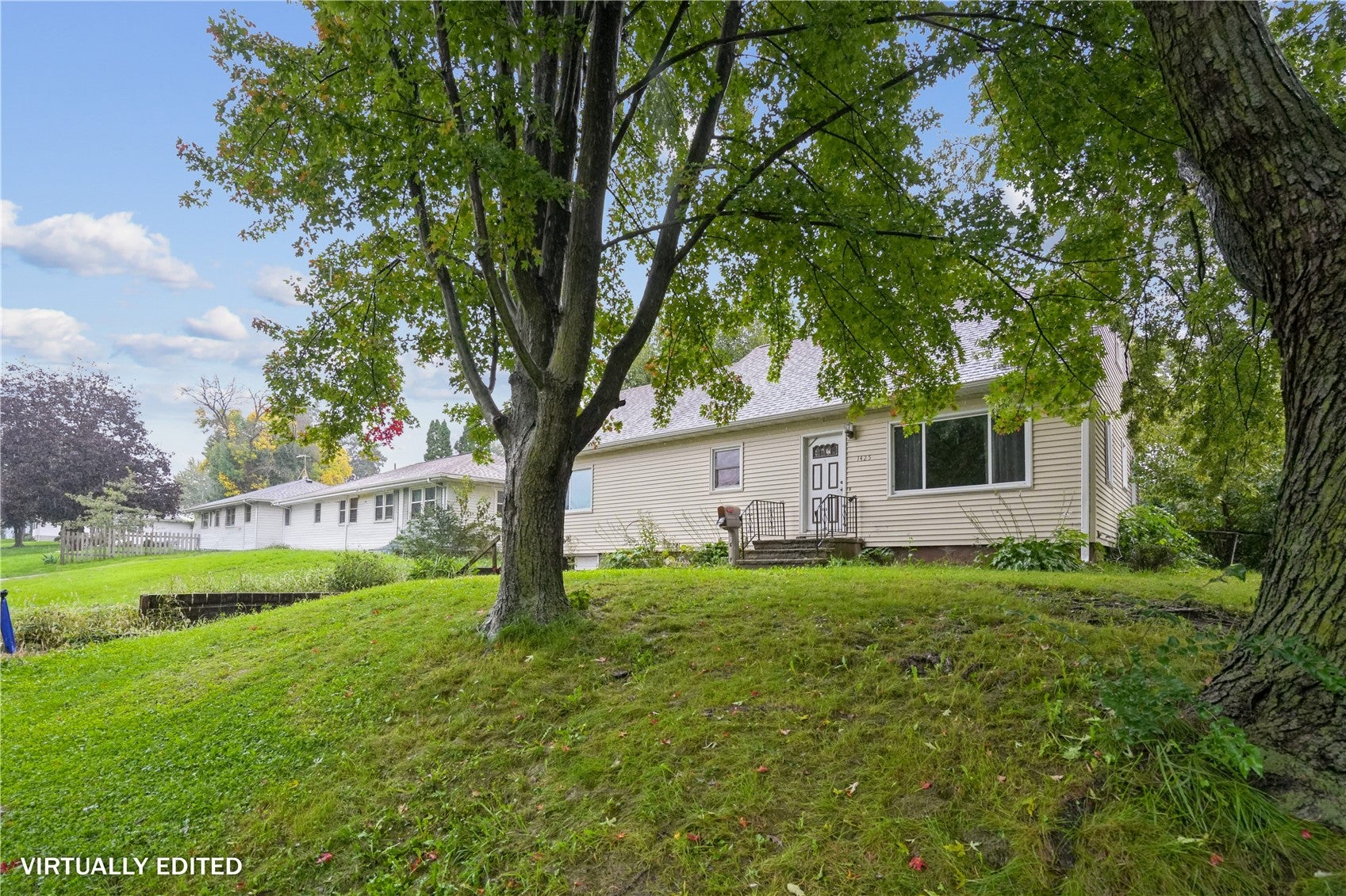 1425 Douglas Ct