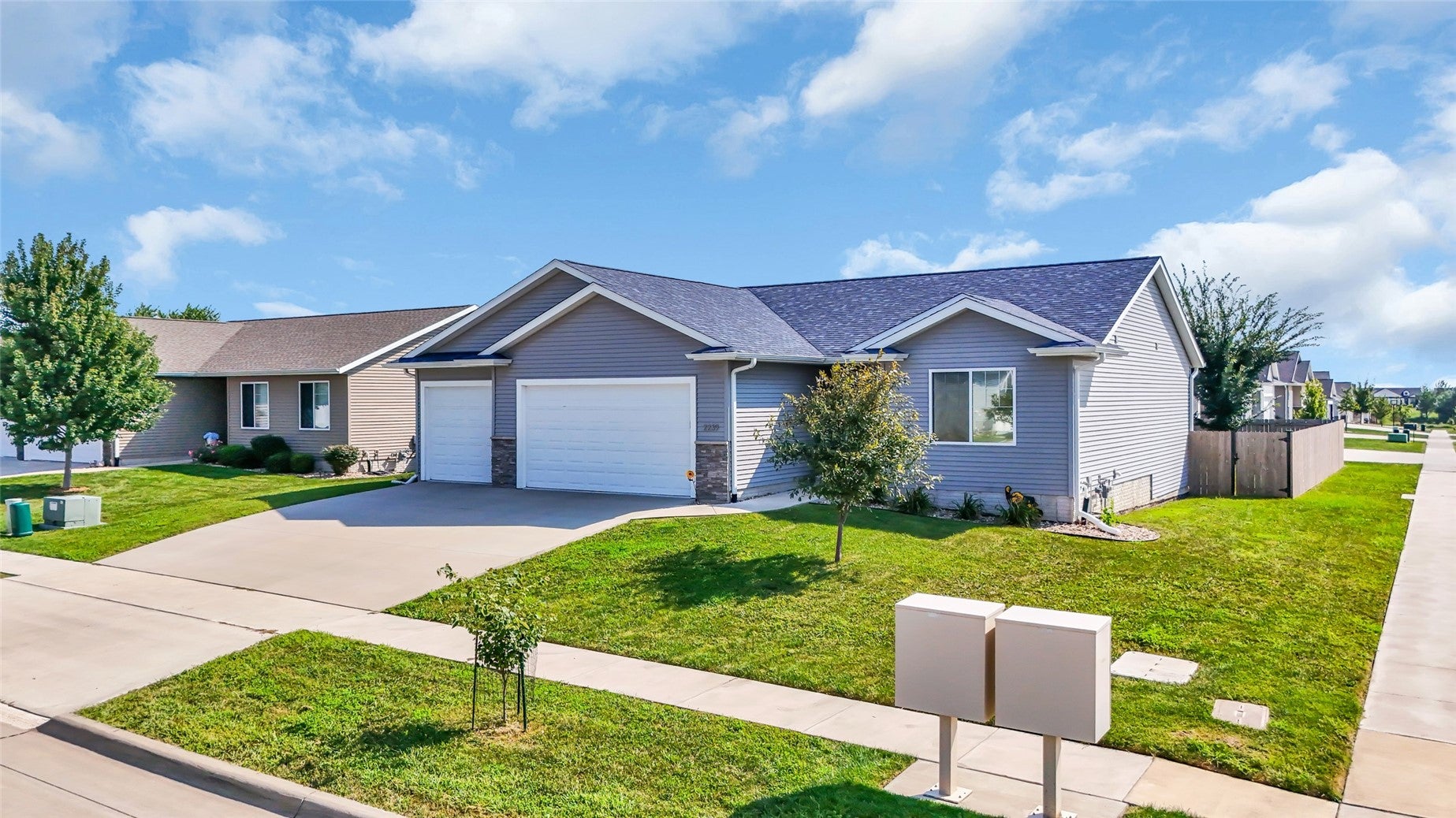 2239 Crestwood Lane
