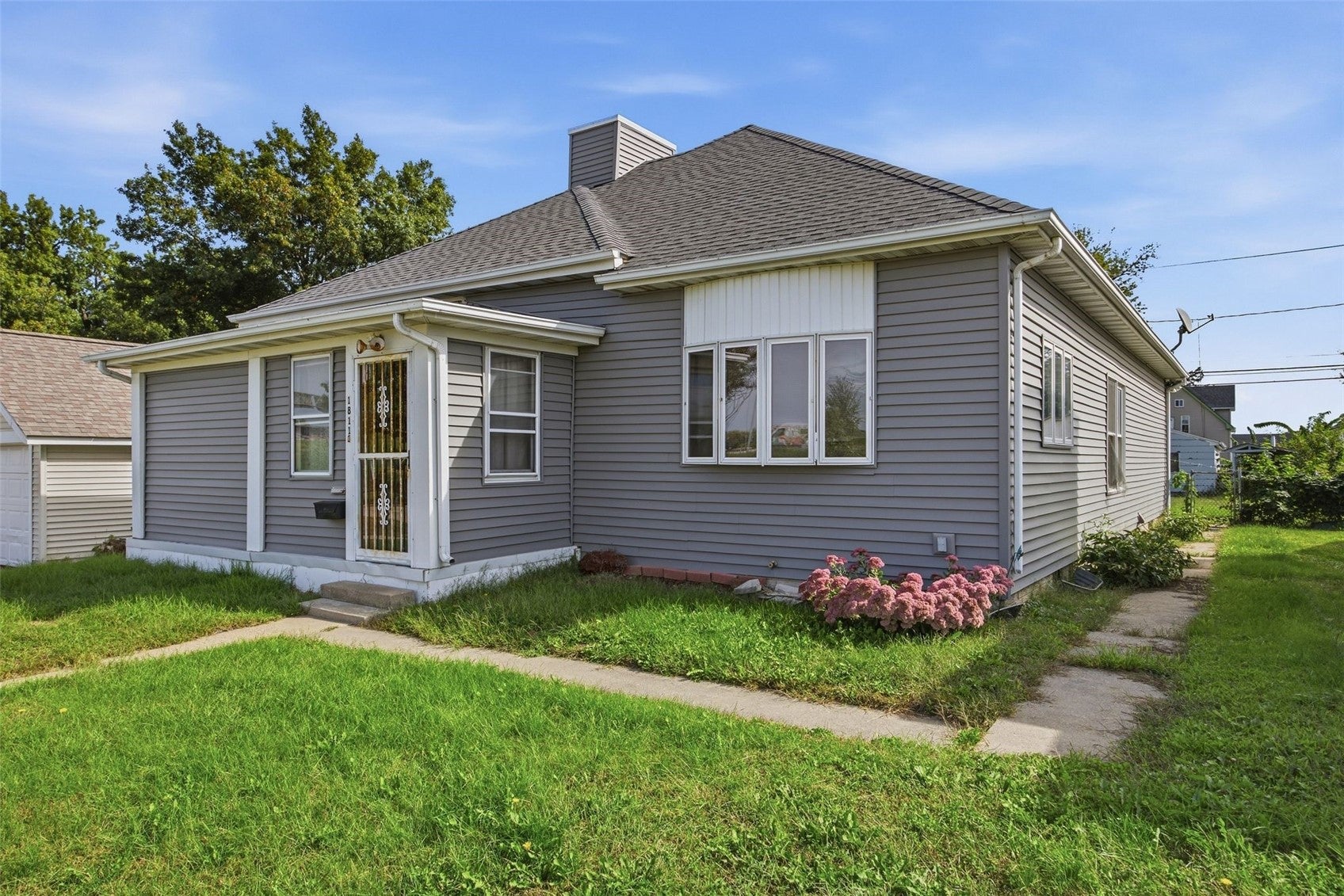 1811 3rd Street SW
