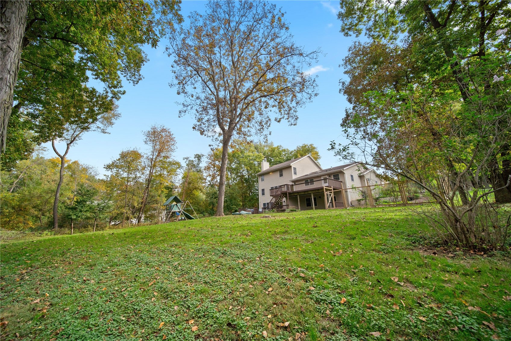 1792 NE Thorncrest Court