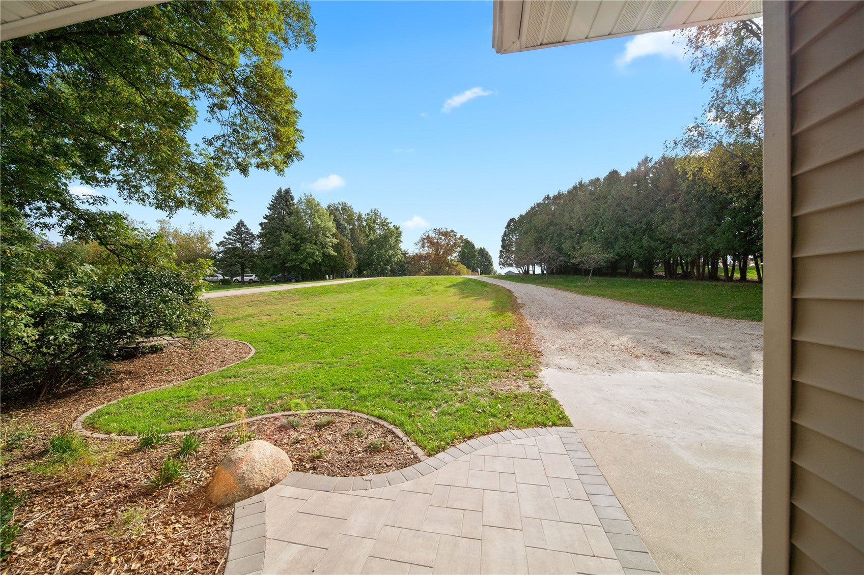 1792 NE Thorncrest Court
