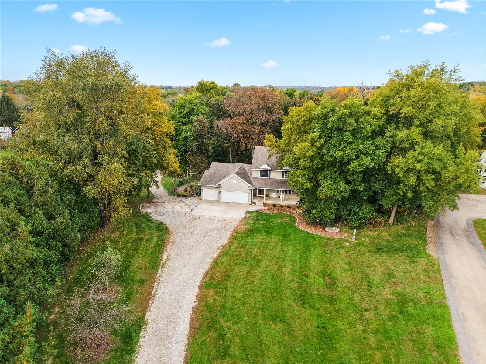 1792 NE Thorncrest Court