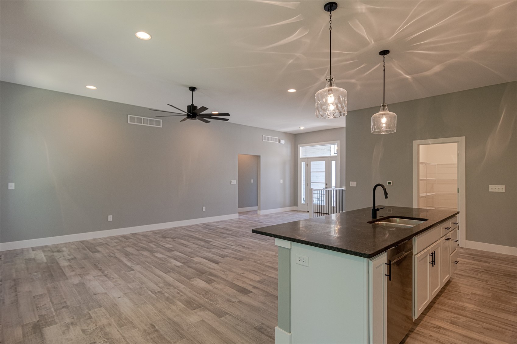 3055 Ridgeview Circle