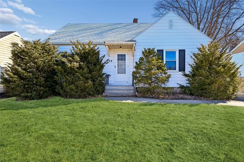 139 21st Street SW Cedar Rapids IA 52404