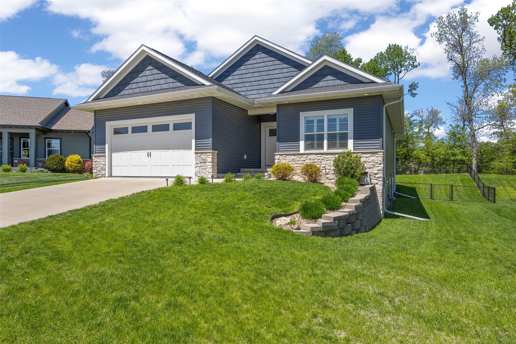 3710 Oak Ridge Court SE
