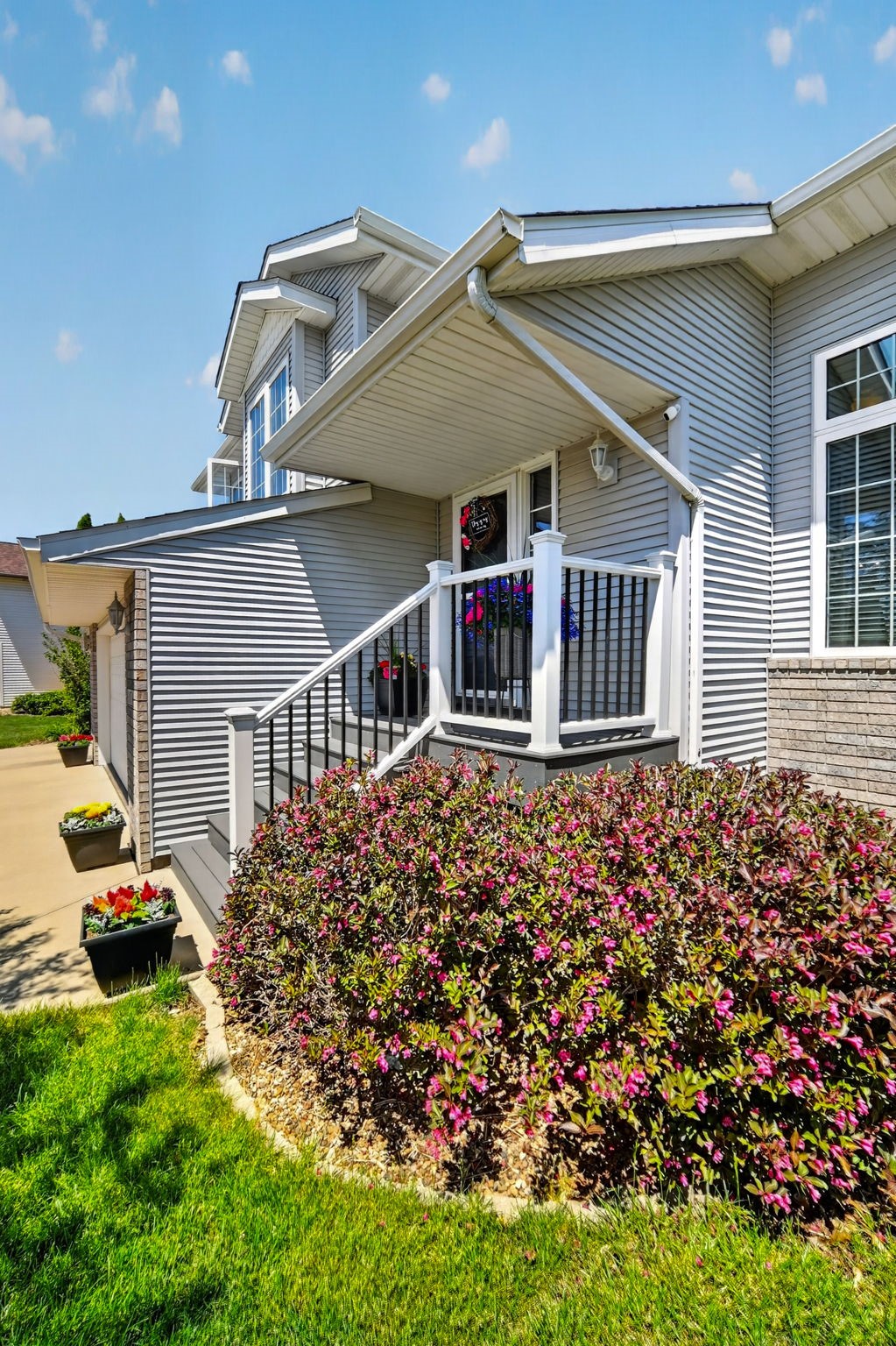 1074 Cory Court