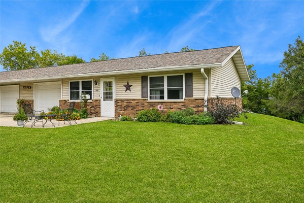 1401 13TH AVE, BELLE PLAINE, IA 52208 - Image 810b68bb4033a1785c1fdaa59f00cd75/2084209973