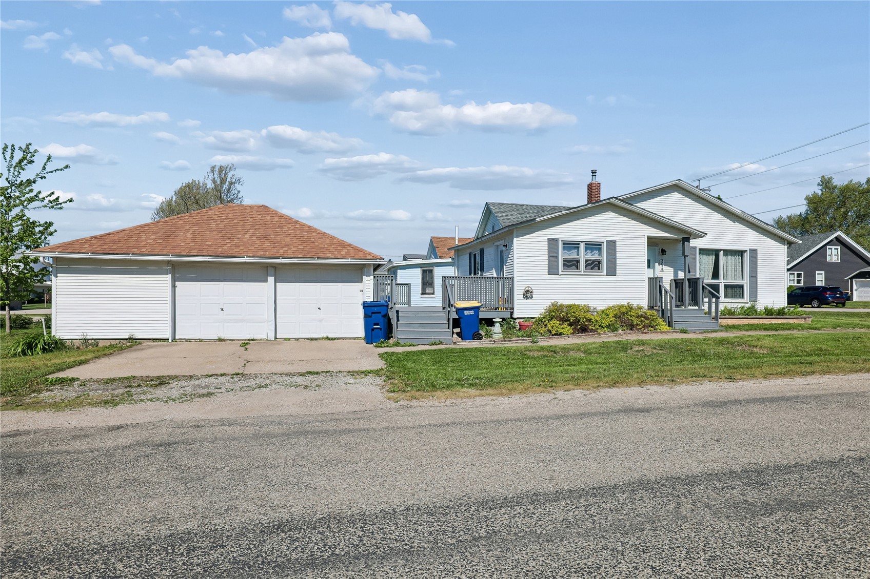 202 2nd Avenue