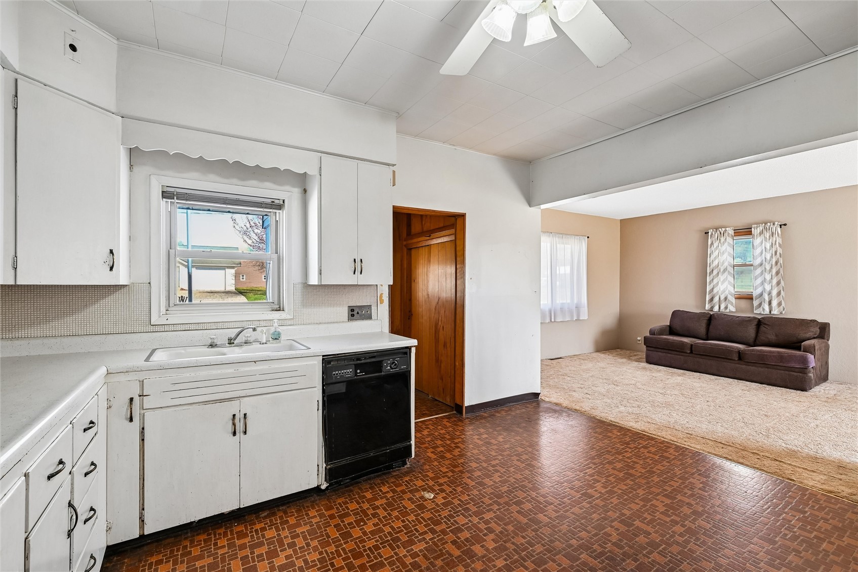 209 Fremont Street SW