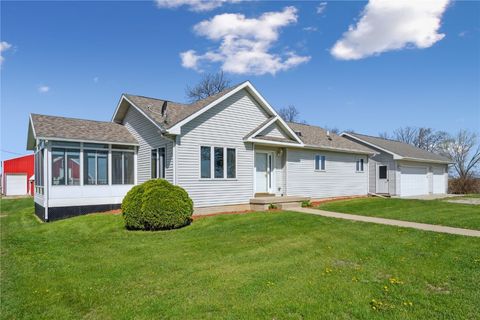 5141 25th Avenue Brandon IA 52210