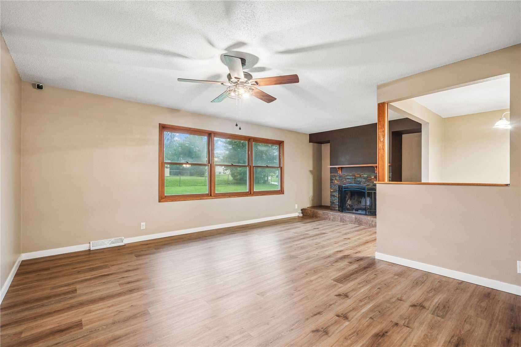 172 NW Sunrise
