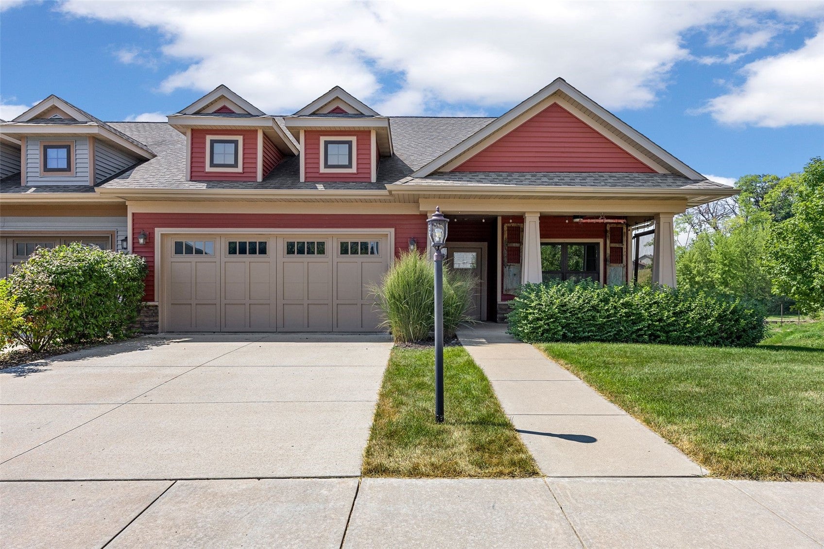 802 Ryan Court