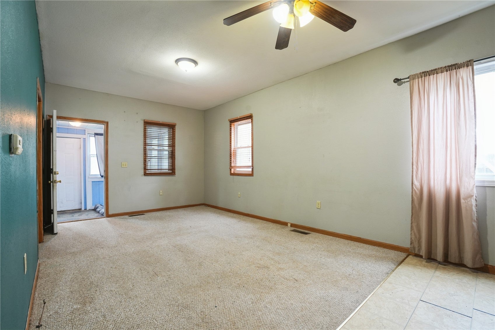 916 9th Street SW