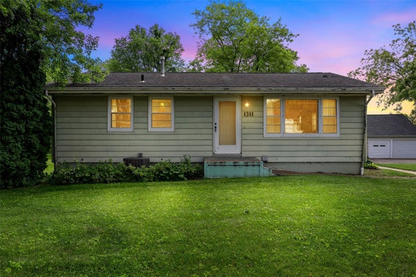 1311 MAIN ST, ELY, IA 52227 - Image 8a682ce2da3290e8cc54712cfe048d92/2504460127