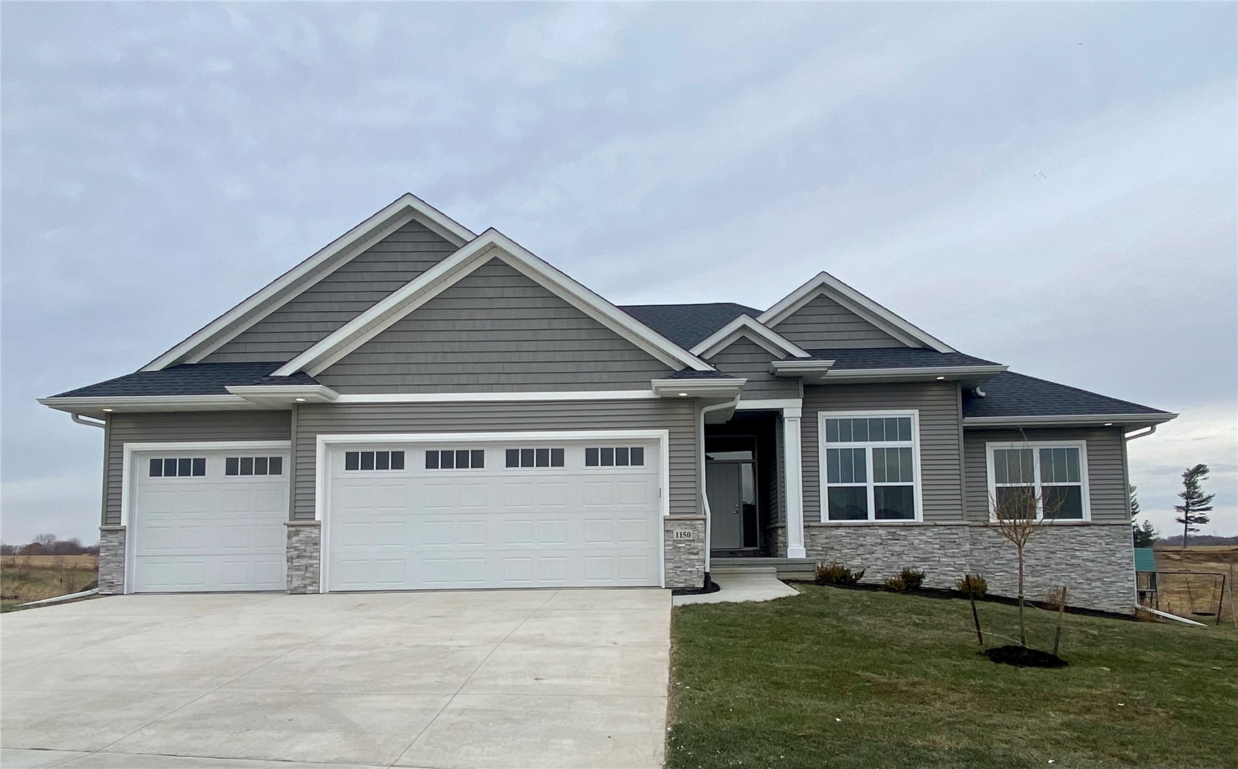 Photo 1 of 28 — 60 S Seven Oaks Road, North Liberty, IA 52317