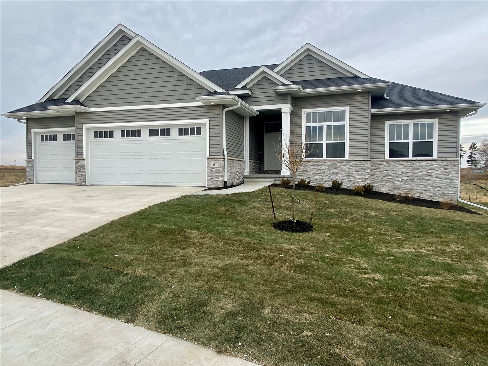 60 S Seven Oaks Road