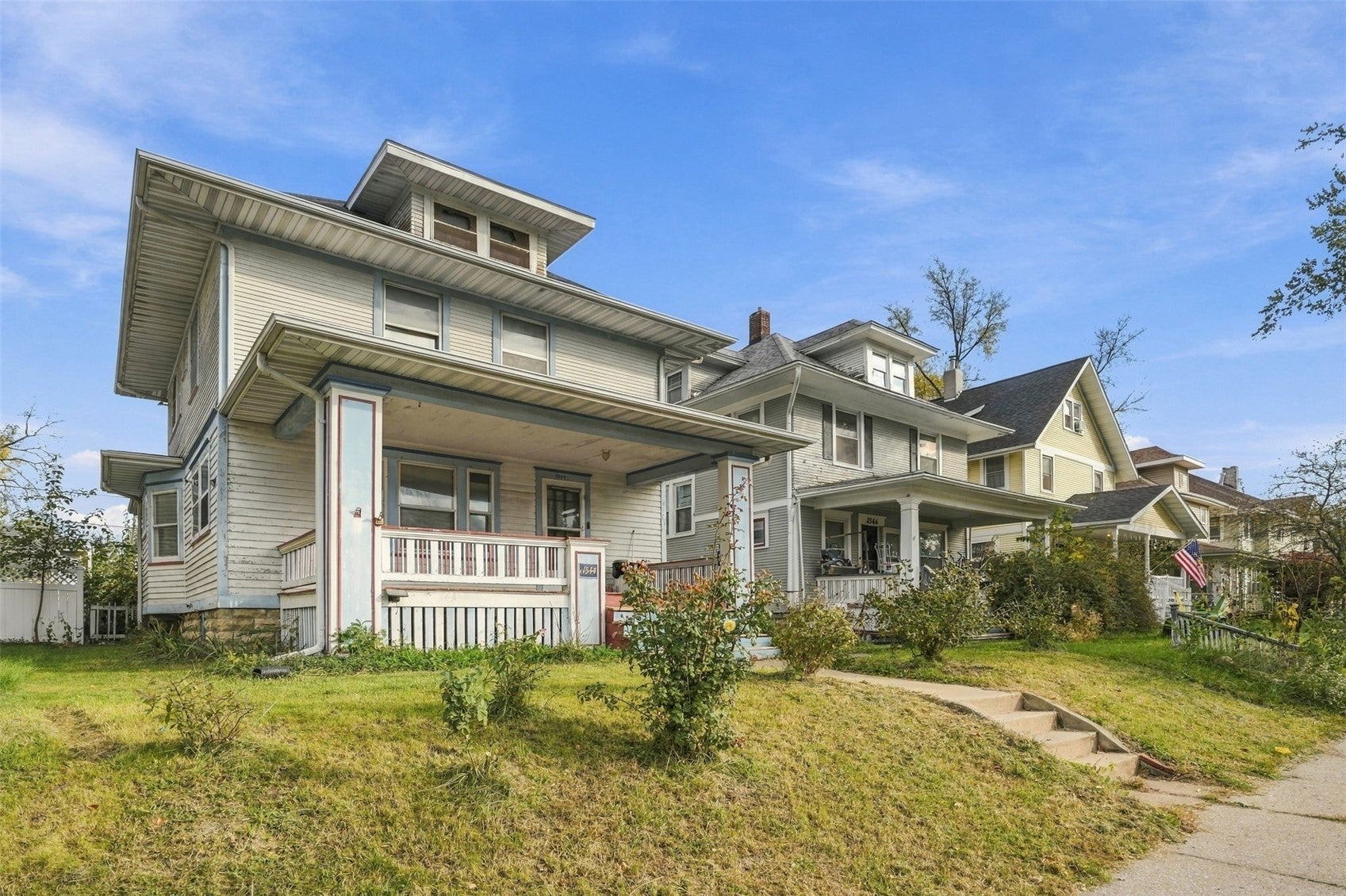 1544 5th Avenue SE
