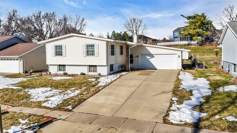 6711 Brentwood Drive NE Cedar Rapids IA 52402