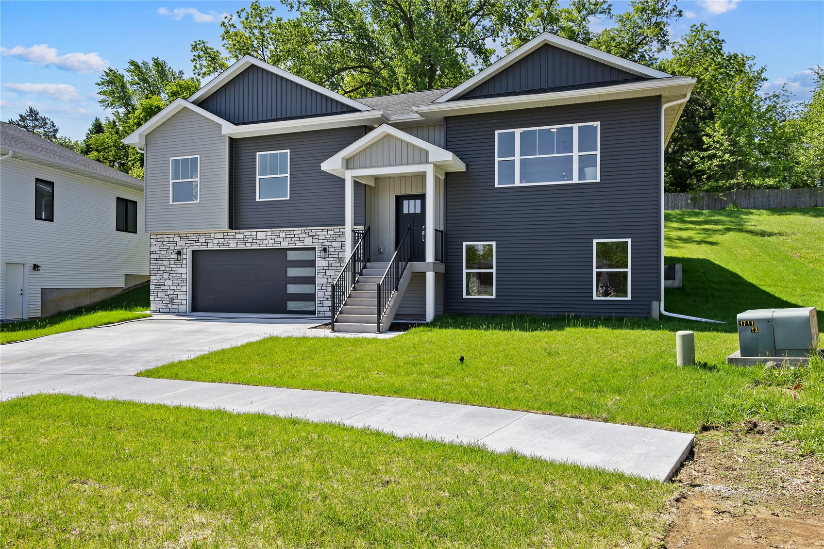 706 Silver Lane