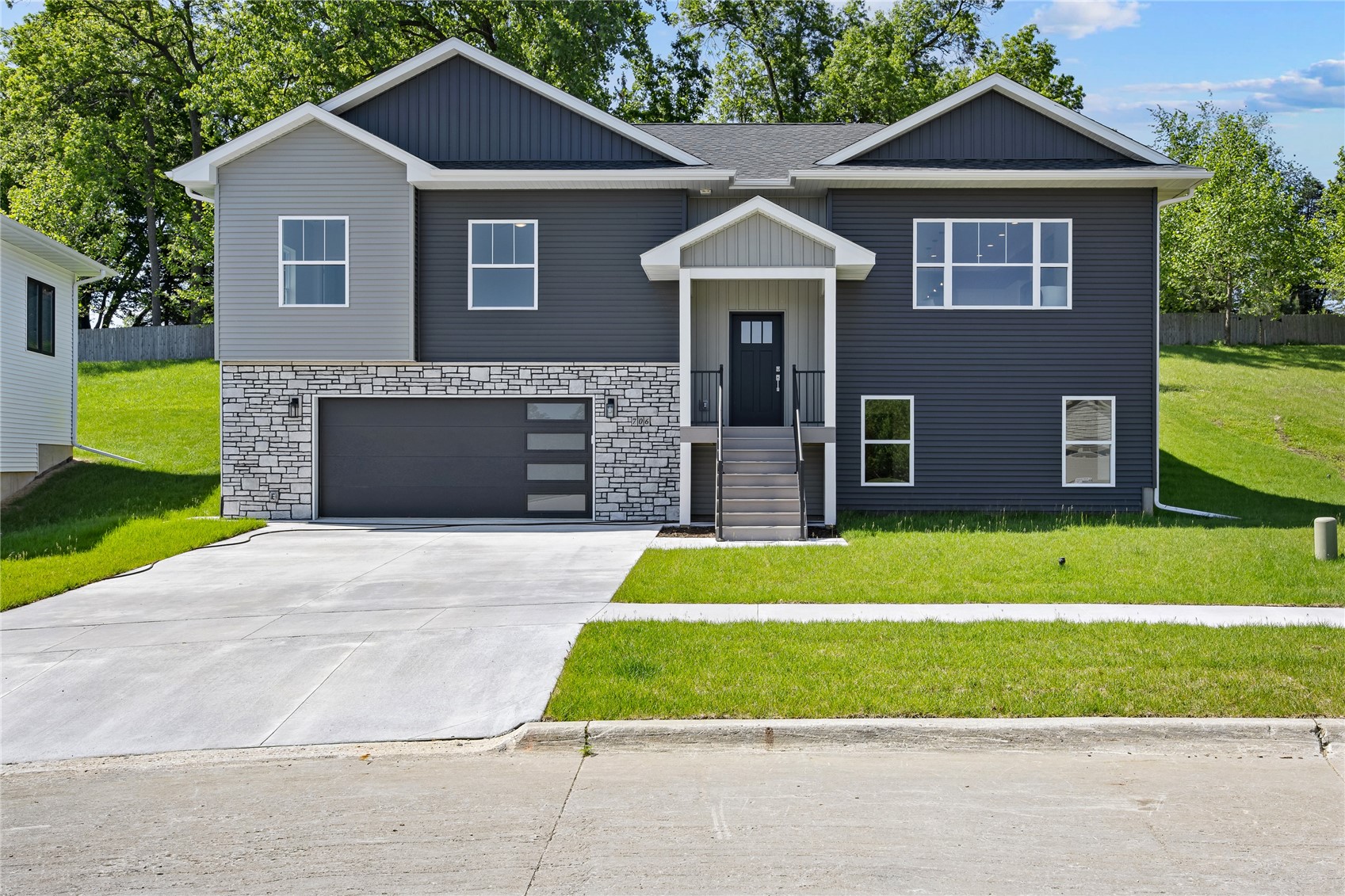 706 Silver Lane