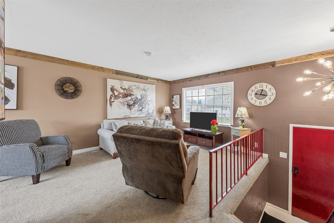 3232 Bramble Rd SW