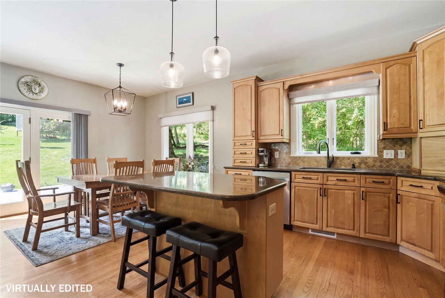 1432 Hickory Hollow NE