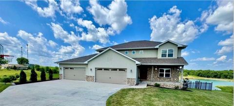 9174 207 Avenue Anamosa IA 52205