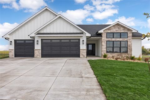 230 Howard Ave NW Swisher IA 52338