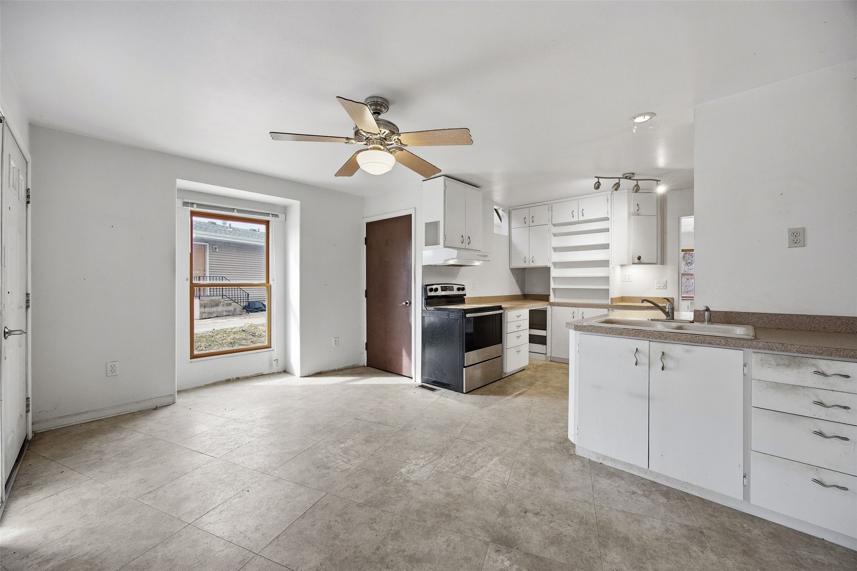 1117 St. Clement Street Street